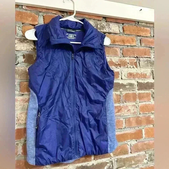 Brooks Run Happy 100% Nylon Vest Size Small - Picture 2 of 10
